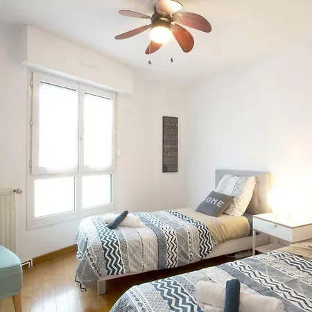 Prive 80m Carre, 2 Chambres, 1 Place De Parking * Montpellier